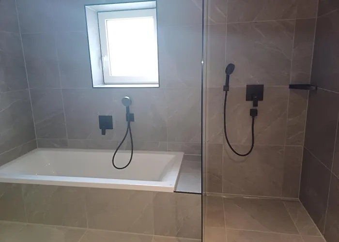 Alpenland Apartman *